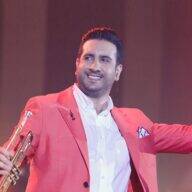 کنسرت امید حاجیلی در قشم - فروشگاه تفریحات قشم